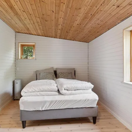 Awesome In With Wifi And 1 Bedrooms Feriehus *